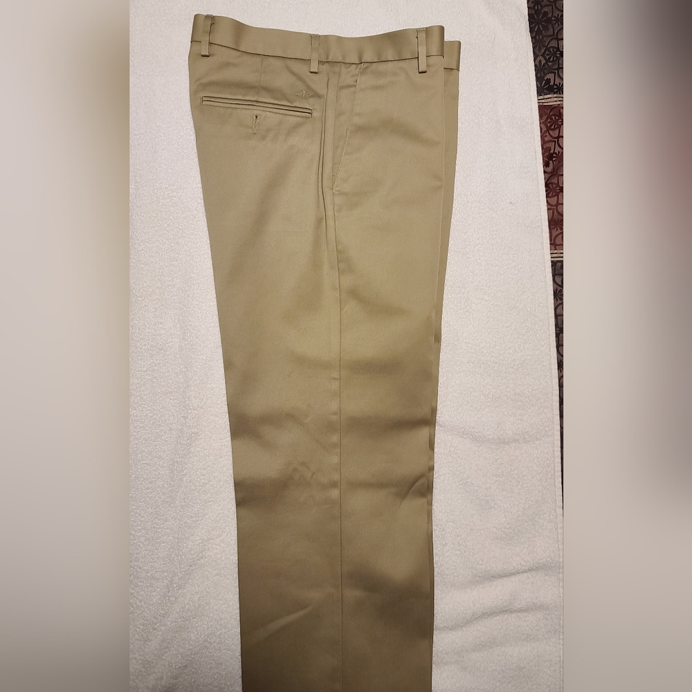 DOCKERS Signature Khaki Straight Fit Pants Size 32x30 - Picture 10 of 10